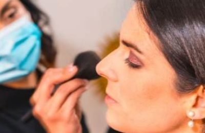 new-normal-working-day-of-a-makeup-artist-with-a-f-2024-12-10-01-24-51-utc (1) (1)